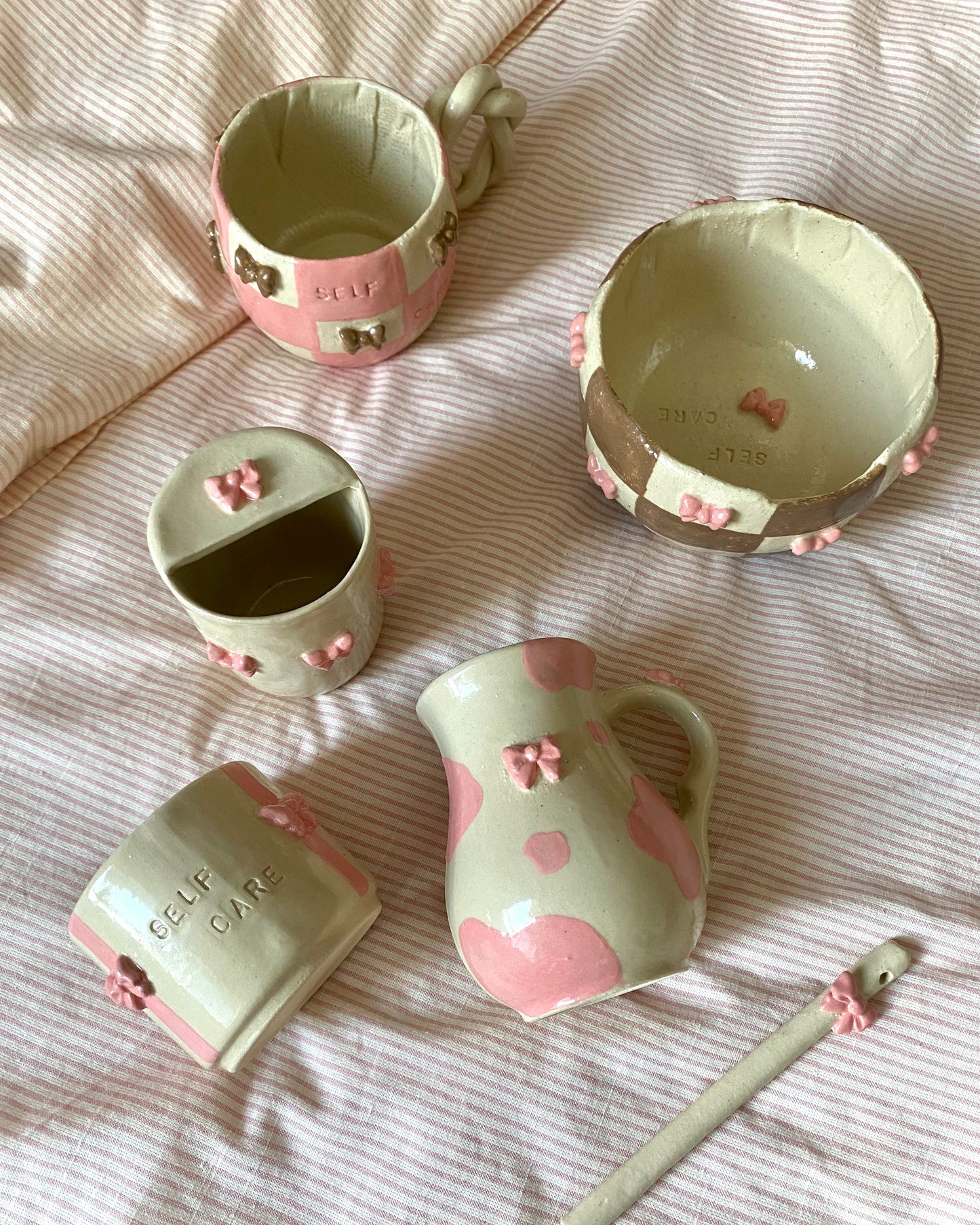 Tasse / Pot noeuds rose