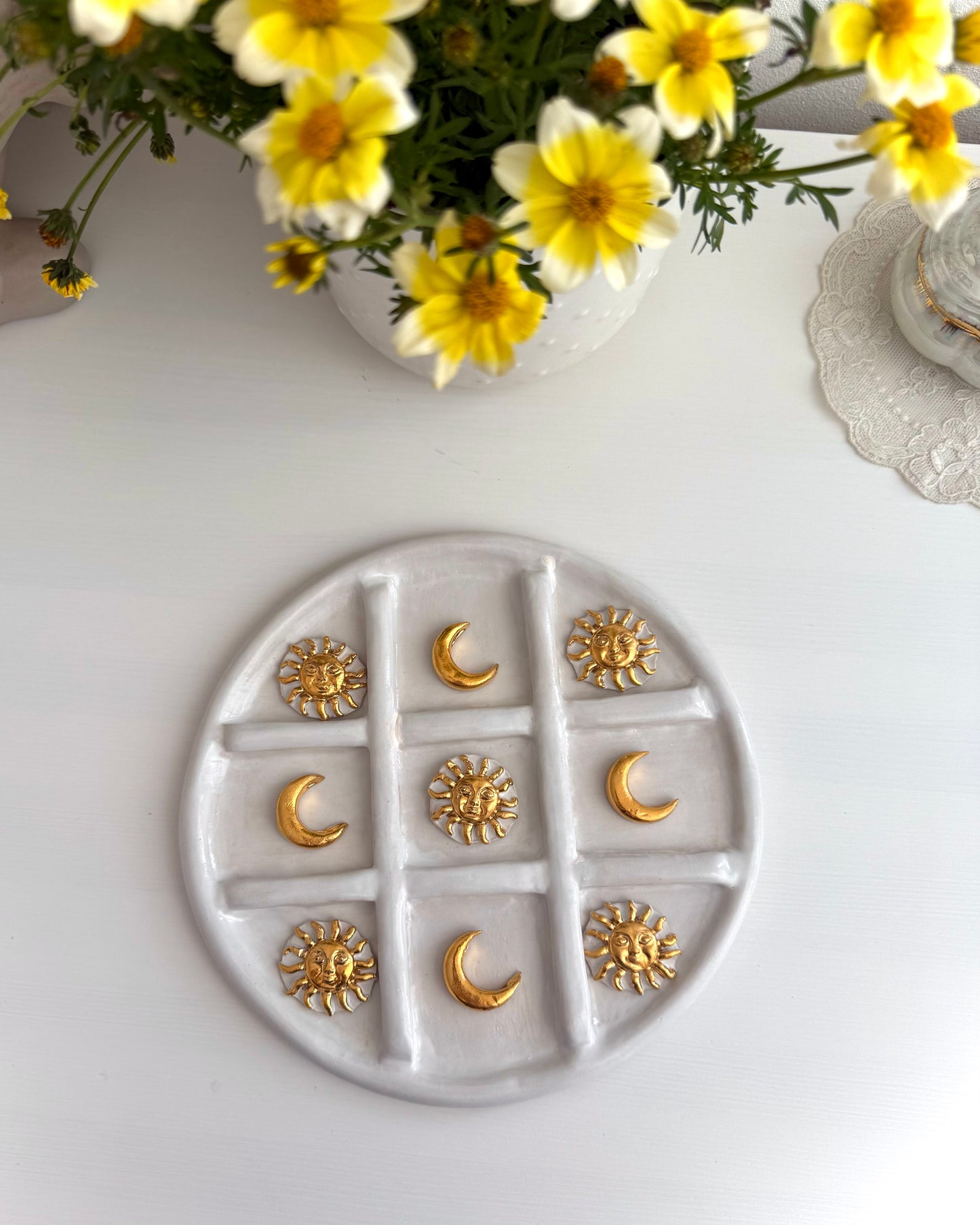 Tic-Tac-Toe lune et soleil or
